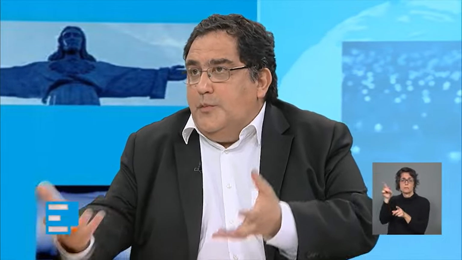 a-prop-sito-de-a-identidade-da-escola-cat-lica-apec-associa-o